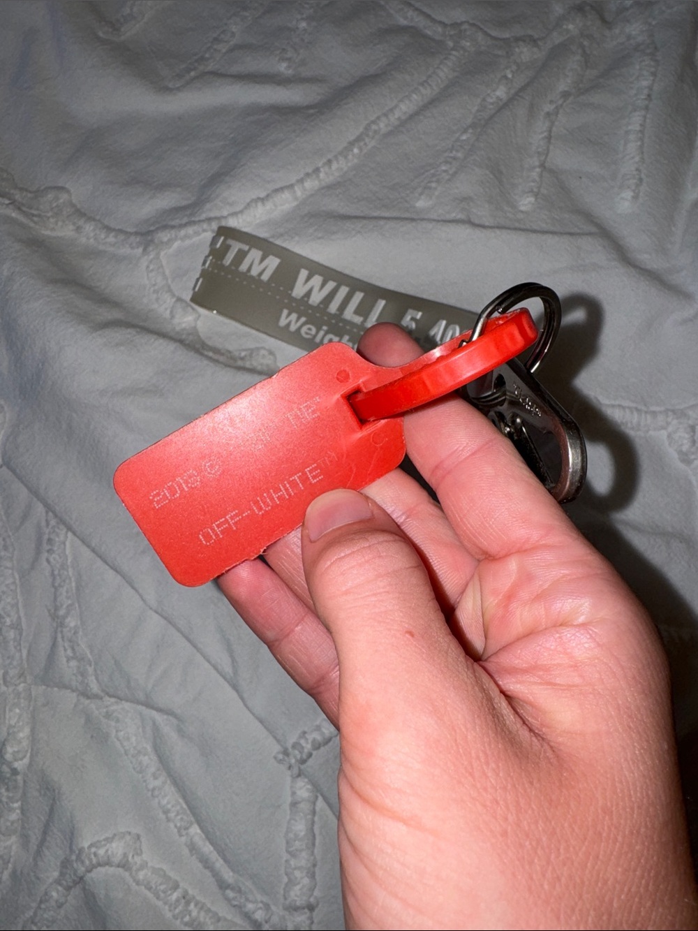 Off-White Key Chain - Picture 3 of 4